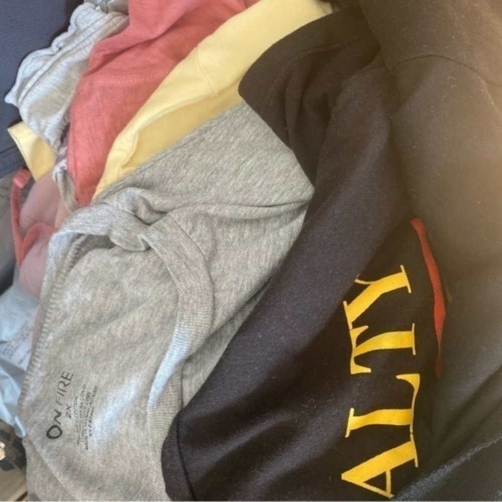 Ross T-shirt lot​